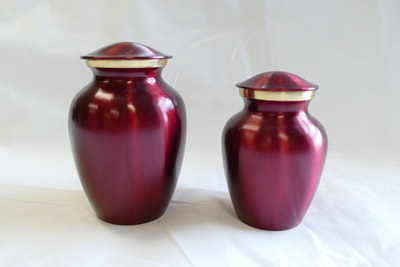 Classic Pet Crimson urns